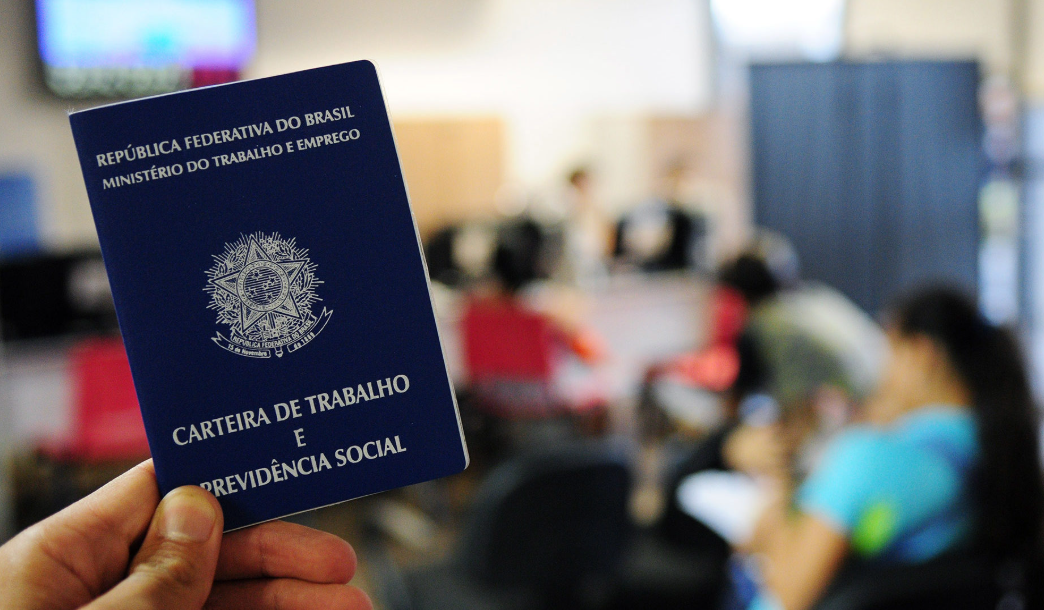 Agências do trabalhador oferecem 460 vagas de emprego nesta sexta-feira (27)