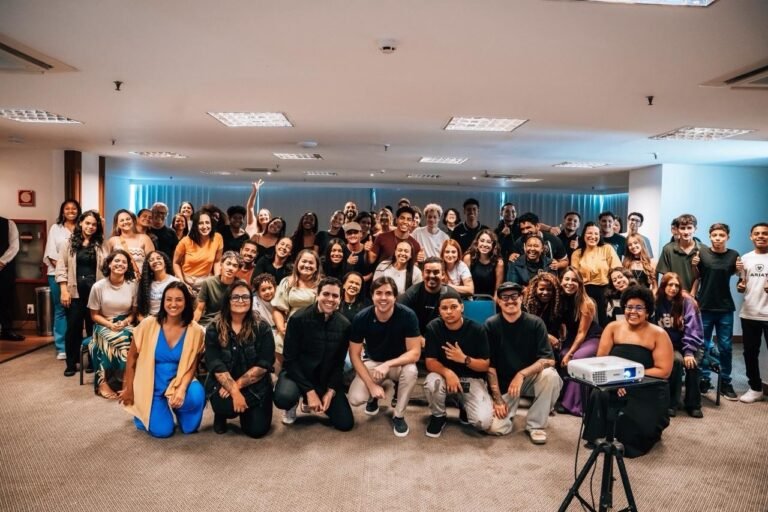 Oficinas gratuitas ajudam jovens a ingressar no mercado de trabalho