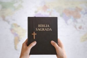 Leitura bíblica demonstra sede de aprendizado, diz estudo