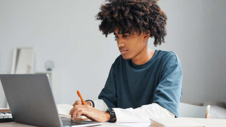 GDF oferece curso online de programação e inteligência artificial