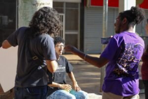 Curso gratuito ensina produtores culturais do DF a usar o celular para fortalecer a presença digital