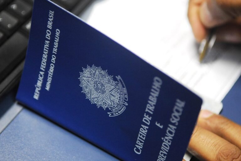 Agências do trabalhador do DF têm 942 vagas abertas nesta sexta-feira (15)