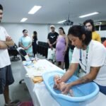 Oficina no Hospital Regional de Ceilândia ensina cuidados com recém-nascidos