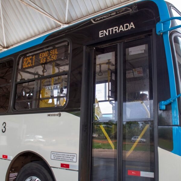 Transporte coletivo terá mais viagens nas linhas de Água Quente